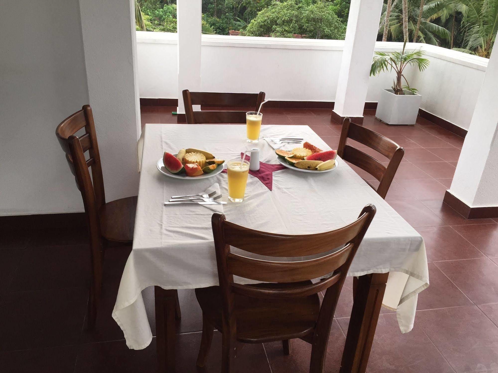 Supun Villa Bentota Exterior foto